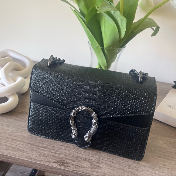 Vegan Leather Black Snakeskin Elegant Clutch Lux Crossbody Shoulder Handbag